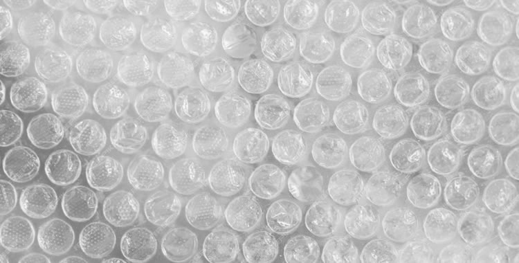 Innovative-Ways-to-Reuse-Air-Bubble-Packing-Sheets-at-Home